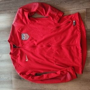 Nike Zipper Sweater